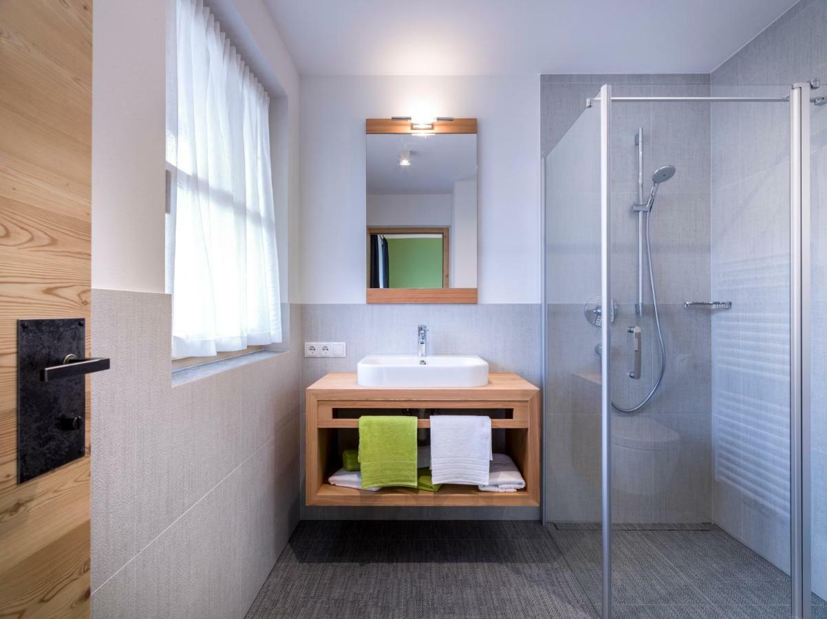 Altmessnerhof Apartment Dobbiaco Luaran gambar